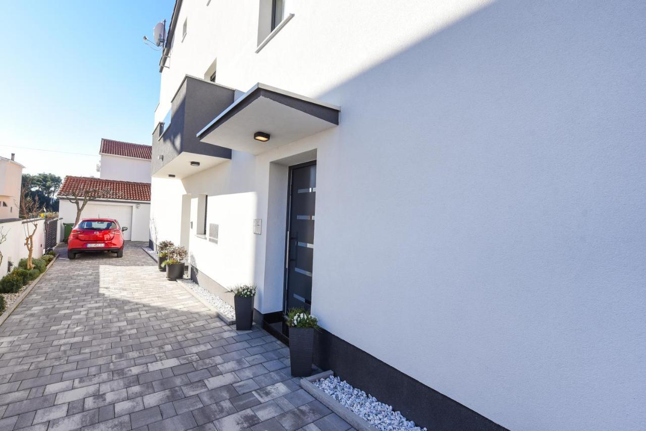 Apartments Lecija Задар Екстериор снимка