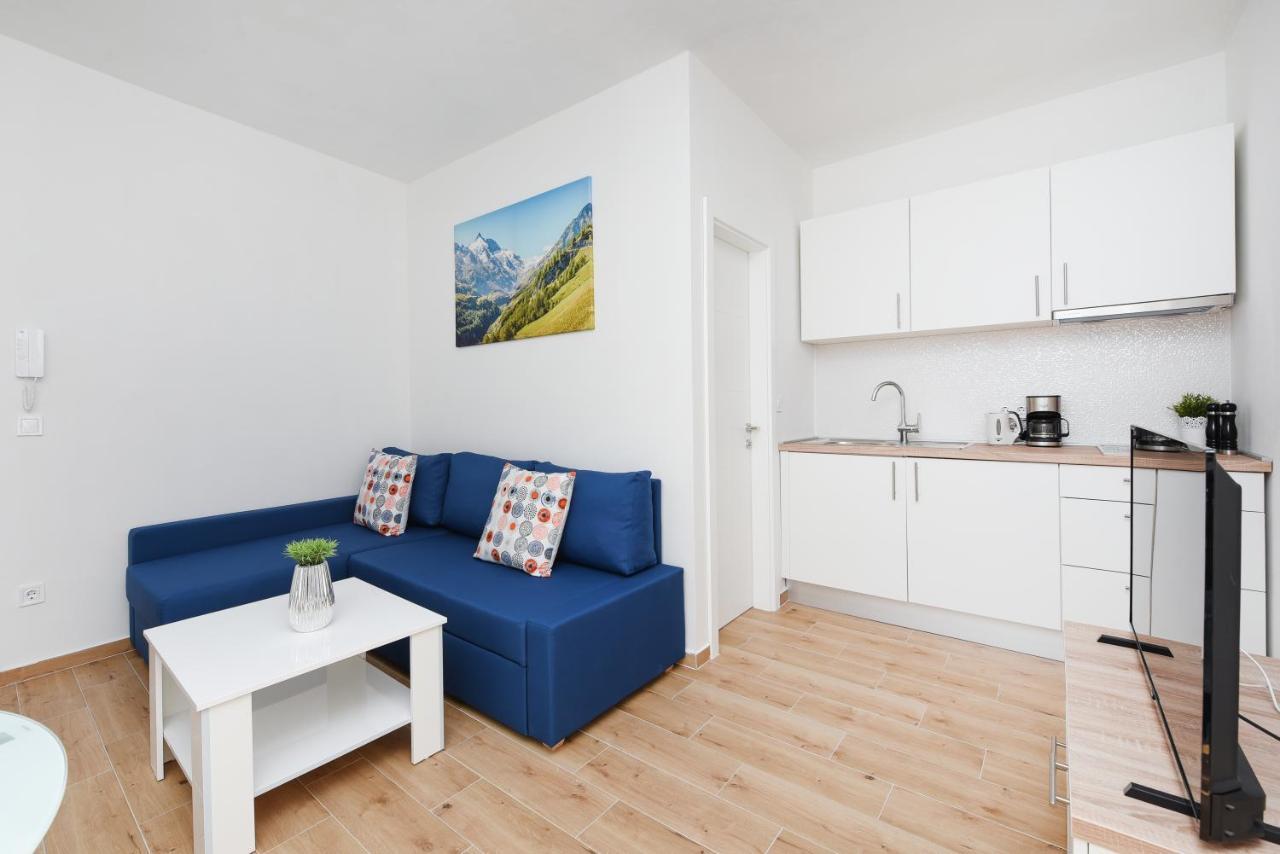 Apartments Lecija Задар Екстериор снимка