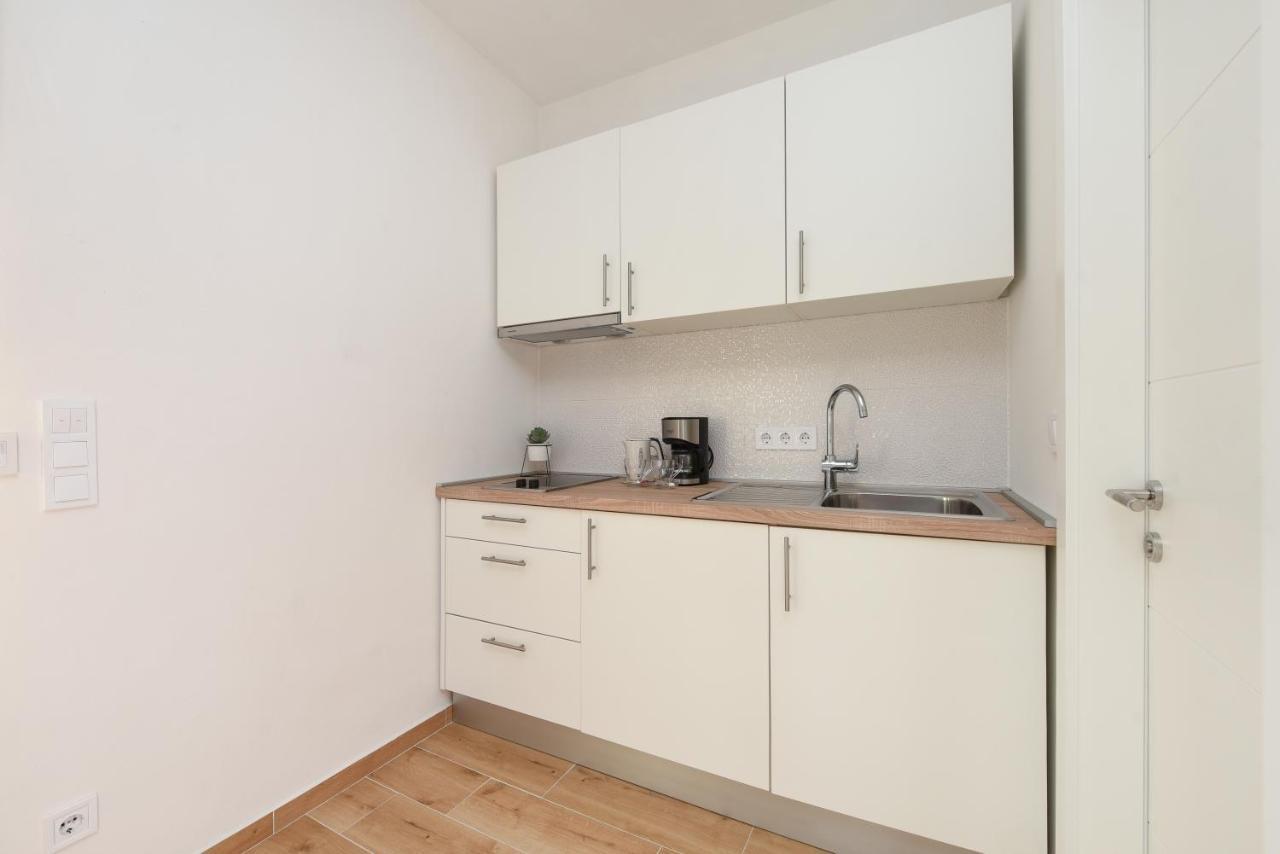 Apartments Lecija Задар Екстериор снимка