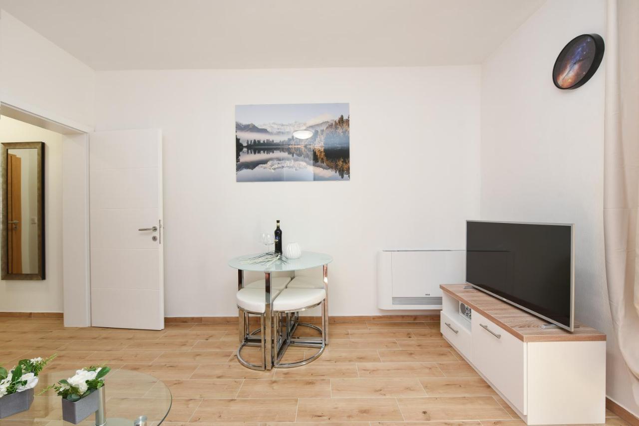 Apartments Lecija Задар Екстериор снимка