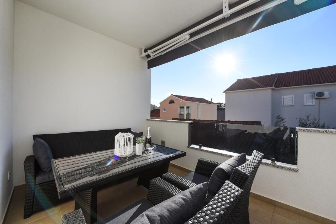 Apartments Lecija Задар Екстериор снимка